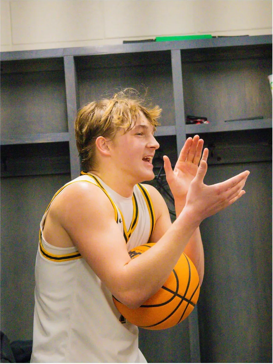 Basketball photograph by Qualls Dickerson — image 4